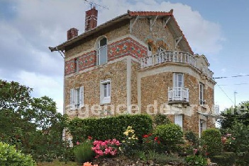 MAISON_ERAGNY_699000.pdf