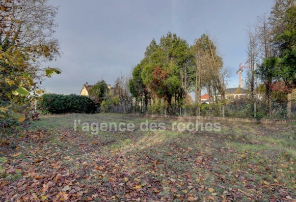 TERRAIN_ERAGNY_215000.pdf
